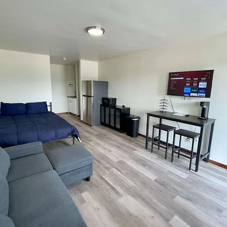 Unit 13 - Stand Rock Apartment